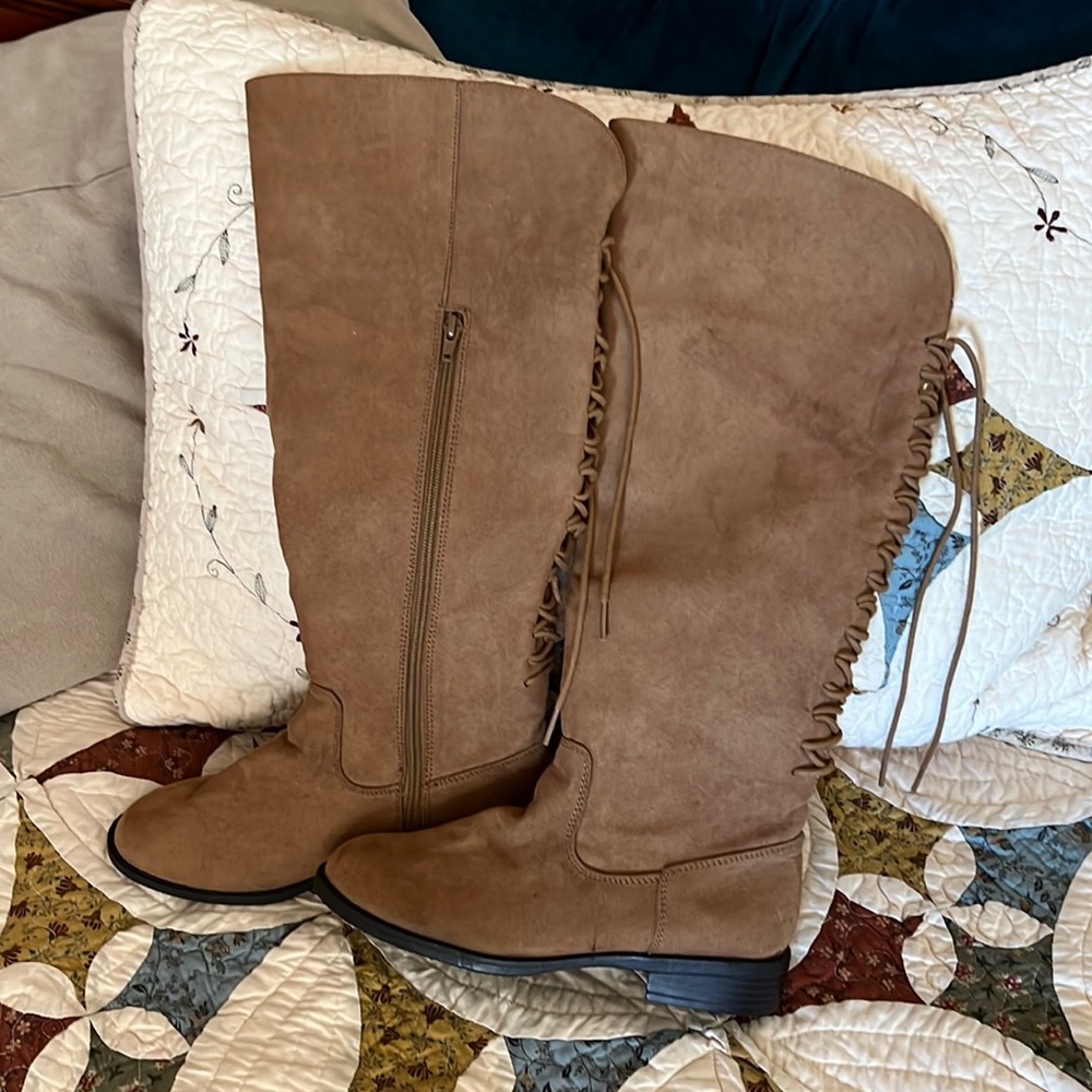 Women’s boots